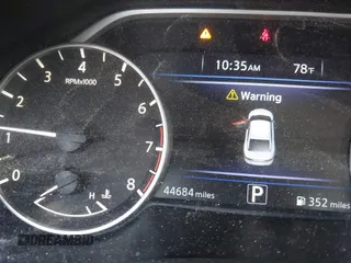2017 Nissan Maxima SL с VIN 1N4AA6AP5HC398063, выставлен на аукционе IAAI как лот 42510358 с пробегом 44 684 миль миль и . История ставок и продаж доступна на DreamBid. Изображение 15.