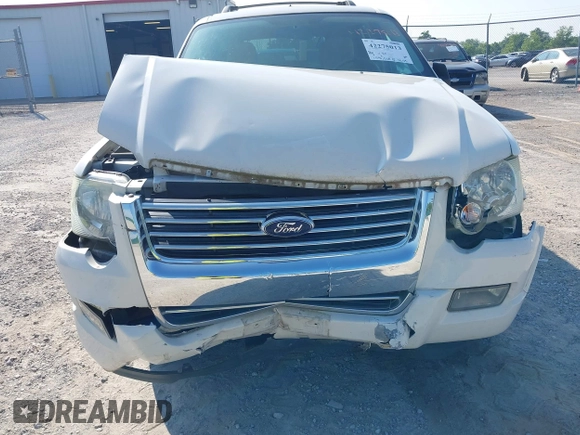 2010 Ford Explorer XLT z VIN 1FMEU7DE1AUA40277, wystawiony jako IAAI lot #42275013 z przebiegiem 158 568 mil mil oraz . Historia ofert i sprzedaży dostępna na DreamBid. Obrazek 6.