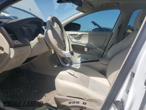 2010 Volvo XC60 3.2L with VIN YV4982DL1A2065331, listed as a Copart auction lot 50137555 with 74,719 mi miles and Salvage Title. Bid and sale history available at carsss.com. Image 7.
