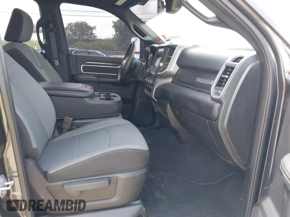 2024 Ram 2500 Big Horn with VIN 3C6UR5DL9RG343480, listed as a IAAI auction lot 42425281 with 21,374 mi miles and . Bid and sale history available at DreamBid. Image 5.
