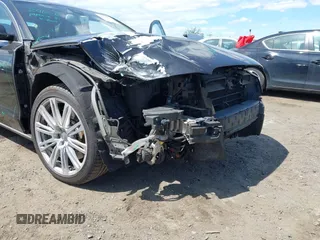 2011 Audi A8 z VIN WAURVAFD7BN026526, wystawiony jako IAAI lot #42294941 z przebiegiem 112 128 mil mil oraz . Historia ofert i sprzedaży dostępna na DreamBid. Obrazek 6.