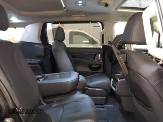 2025 Kia Carnival SX with VIN KNDNE5K33S6467800, listed as a IAAI auction lot 41624780 with 4,456 mi miles and . Bid and sale history available at DreamBid. Image 8.