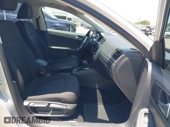 2015 Volkswagen Jetta S with VIN 3VW2K7AJ8FM217026, listed as a IAAI auction lot 42395393 with 181,789 mi miles and . Bid and sale history available at DreamBid. Image 5.