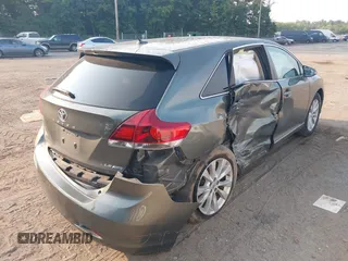2013 Toyota Venza LE with VIN 4T3BA3BB4DU045501, listed as a IAAI auction lot 40117866 with 184,089 mi miles. Bid and sale history available at carsss.com. Image 4.