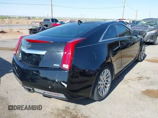 2012 Cadillac CTS z VIN 1G6DA1E30C0140824, wystawiony jako IAAI lot #42426732 z przebiegiem 132 697 mil mil oraz . Historia ofert i sprzedaży dostępna na DreamBid. Obrazek 4.