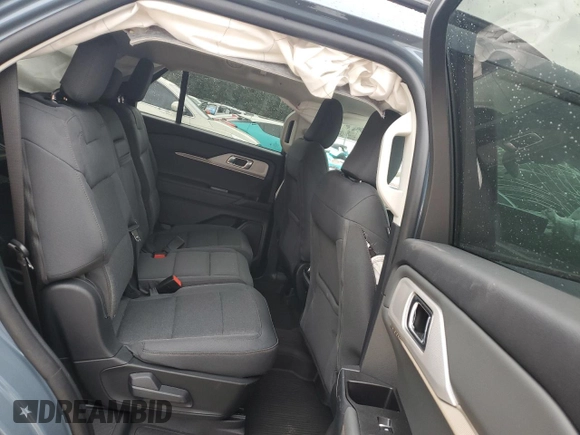 2025 Ford Explorer Active with VIN 1FMUK7DHXSGA16958, listed as a Copart auction lot 84375464 with 1,876 mi miles and Non Repairable. Bid and sale history available at carsss.com. Image 11.