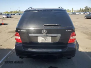 2008 Mercedes-Benz M 550 z VIN 4JGBB72E98A408602, wystawiony jako Copart lot #53737675 z przebiegiem 209 796 mil mil oraz Szkoda całkowita • Salvage title. Historia ofert i sprzedaży dostępna na DreamBid. Obrazek 6.