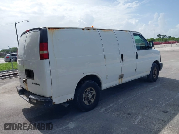 2006 Chevrolet Express Cargo with VIN 1GCFG15X161254451, listed as a IAAI auction lot 42454429 with 259,541 mi miles and . Bid and sale history available at DreamBid. Image 4.