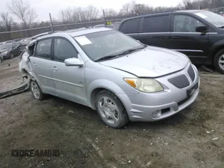 2005 Pontiac Vibe with VIN 5Y2SM63805Z418224, listed as a IAAI auction lot 41707286 with 206,559 mi miles. Bid and sale history available at carsss.com. Image 1.