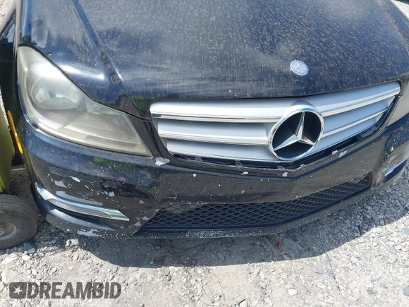 2013 Mercedes-Benz C 250 с VIN WDDGJ4HB4DF960262, выставлен на аукционе IAAI как лот 42769489 с пробегом 164 315 миль миль и . История ставок и продаж доступна на DreamBid. Изображение 6.