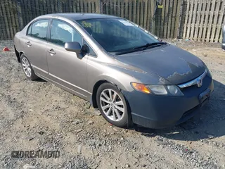 2008 Honda Civic LX z VIN 2HGFA16528H525232, wystawiony jako IAAI lot #42394011 z przebiegiem 150 173 mil mil oraz . Historia ofert i sprzedaży dostępna na DreamBid. Obrazek 1.