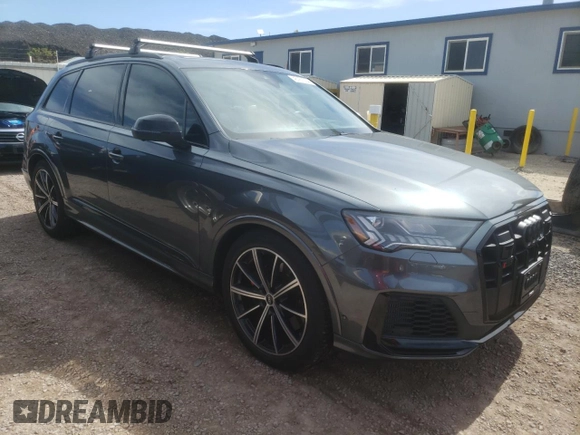 2022 Audi SQ7 Prestige z VIN WA1VWBF78ND005333, wystawiony jako Copart lot #45151024 z przebiegiem 12 813 mil mil oraz Czysty tytuł • Clean title. Historia ofert i sprzedaży dostępna na DreamBid. Obrazek 4.