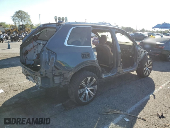 2022 Volvo XC90 Inscription with VIN YV4A22PL3N1873797, listed as a Copart auction lot 43023395 with Not provided miles and Clean title. Bid and sale history available at DreamBid. Image 3.