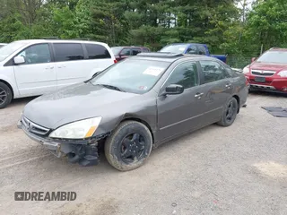 2006 Honda Accord EX z VIN 1HGCM55736A109626, wystawiony jako IAAI lot #42345475 z przebiegiem 180 364 mil mil oraz . Historia ofert i sprzedaży dostępna na DreamBid. Obrazek 2.