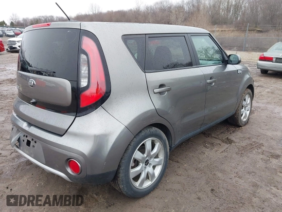 2018 Kia Soul + with VIN KNDJP3A55J7511773, listed as a IAAI auction lot 41747763 with 62,228 mi miles. Bid and sale history available at carsss.com. Image 4.