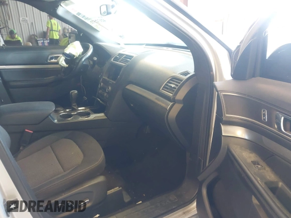 2018 Ford Explorer XLT с VIN 1FM5K8D87JGB91032, выставлен на аукционе IAAI как лот 42172572 с пробегом Не указан миль и . История ставок и продаж доступна на DreamBid. Изображение 5.
