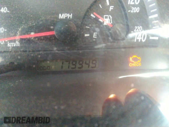 2003 Toyota Camry LE z VIN 4T1BF32K73U040558, wystawiony jako IAAI lot #42092091 z przebiegiem 179 949 mil mil oraz . Historia ofert i sprzedaży dostępna na DreamBid. Obrazek 7.