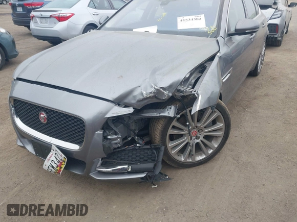 2020 Jaguar XF with VIN SAJBK4FX3LCY83949, listed as a IAAI auction lot 41534382 with 21,218 mi miles and . Bid and sale history available at DreamBid. Image 6.