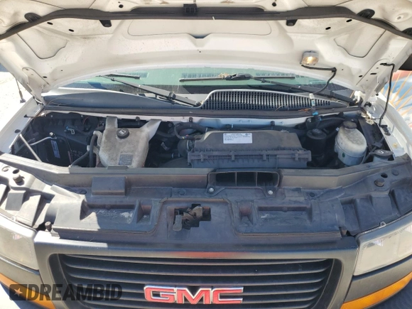 2020 GMC Savana Cargo z VIN 1GTW7AFP1L1148544, wystawiony jako Copart lot #77503334 z przebiegiem 125 497 mil mil oraz Czysty tytuł • Clean title. Historia ofert i sprzedaży dostępna na DreamBid. Obrazek 12.