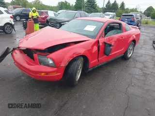 2005 Ford Mustang Deluxe with VIN 1ZVFT80N555110559, listed as a IAAI auction lot 42320778 with 117,594 mi miles and . Bid and sale history available at DreamBid. Image 17.