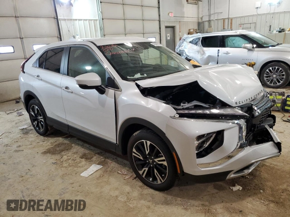 2023 Mitsubishi Eclipse Cross SE z VIN JA4ATWAA2PZ003519, wystawiony jako Copart lot #58262103 z przebiegiem 60 mil mil oraz Nie do naprawy • Non repairable. Historia ofert i sprzedaży dostępna na DreamBid. Obrazek 4.