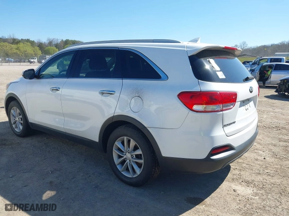 2016 Kia Sorento LX with VIN 5XYPG4A52GG002963, listed as a IAAI auction lot 41874425 with 230,541 mi miles. Bid and sale history available at carsss.com. Image 3.