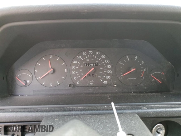 1992 Volvo 900 GLS с VIN YV1JS8832N3087380, выставлен на аукционе Copart как лот 85488914 с пробегом 307 015 миль миль и Списание • Salvage title. История ставок и продаж доступна на DreamBid. Изображение 9.