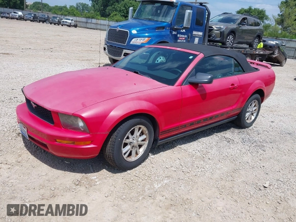 2007 Ford Mustang Deluxe with VIN 1ZVFT84N375235279, listed as a IAAI auction lot 42580211 with 57,791 mi miles and . Bid and sale history available at DreamBid. Image 2.