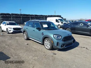 2024 MINI Countryman Cooper S z VIN WMZ83BR07R3R60405, wystawiony jako IAAI lot #41882928 z przebiegiem 17 595 mil mil oraz . Historia ofert i sprzedaży dostępna na DreamBid. Obrazek 1.