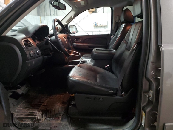 2007 Chevrolet Silverado 1500 LTZ with VIN 3GCEK13Y87G511596, listed as a Copart auction lot 42591845 with 185,189 mi miles and Salvage Title. Bid and sale history available at carsss.com. Image 7.