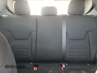 2019 Jeep Renegade Latitude z VIN ZACNJBBBXKPK03355, wystawiony jako Copart lot #49883895 z przebiegiem 40 023 mil mil oraz Szkoda całkowita • Salvage title. Historia ofert i sprzedaży dostępna na DreamBid. Obrazek 10.