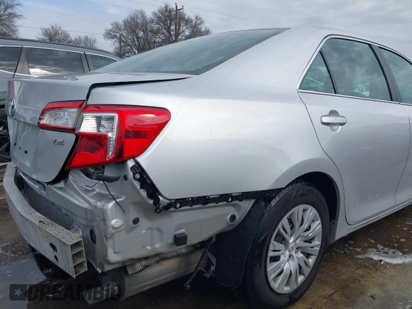 2014 Toyota Camry L with VIN 4T4BF1FK6ER443115, listed as a IAAI auction lot 41554763 with 54,663 mi miles. Bid and sale history available at carsss.com. Image 19.