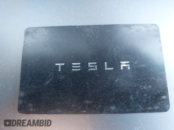 2024 Tesla Model Y Long Range with VIN 7SAYGDEE6RA321453, listed as a IAAI auction lot 41463429 with 9,649 mi miles. Bid and sale history available at carsss.com. Image 11.