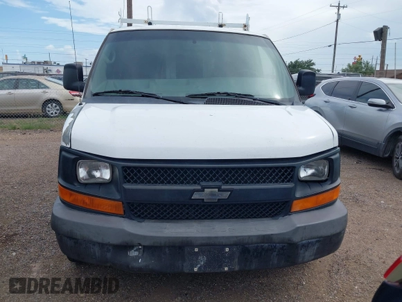2014 Chevrolet Express Cargo z VIN 1GCWGGBA8E1122630, wystawiony jako IAAI lot #42695749 z przebiegiem 208 291 mil mil oraz . Historia ofert i sprzedaży dostępna na DreamBid. Obrazek 12.
