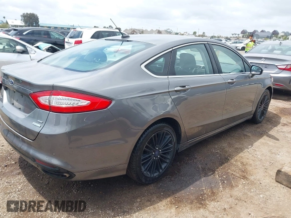 2014 Ford Fusion SE with VIN 3FA6P0H96ER194572, listed as a IAAI auction lot 42205451 with 207,187 mi miles and . Bid and sale history available at carsss.com. Image 4.