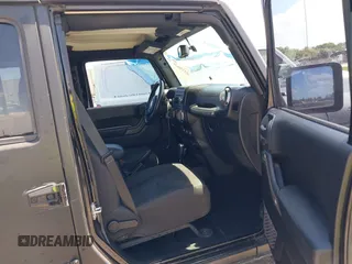 2016 Jeep Wrangler Unlimited Sport с VIN 1C4BJWDG8GL329912, выставлен на аукционе IAAI как лот 42224625 с пробегом 115 367 миль миль и . История ставок и продаж доступна на DreamBid. Изображение 5.