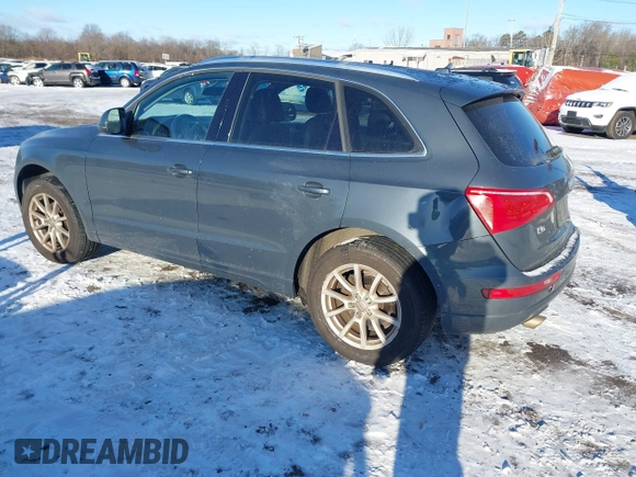 2010 Audi Q5 Premium with VIN WA1CKAFP6AA101860, listed as a IAAI auction lot 41270082 with 283,741 mi miles. Bid and sale history available at carsss.com. Image 3.