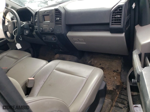 2019 Ford F-150 XL with VIN 1FTMF1CB8KKD90677, listed as a Copart auction lot 78183184 with 0 mi miles and Salvage Title. Bid and sale history available at carsss.com. Image 8.