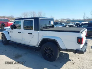 2022 Jeep Gladiator Texas Trail with VIN 1C6HJTAG3NL151845, listed as a IAAI auction lot 40215896 with 46,374 mi miles and . Bid and sale history available at DreamBid. Image 3.