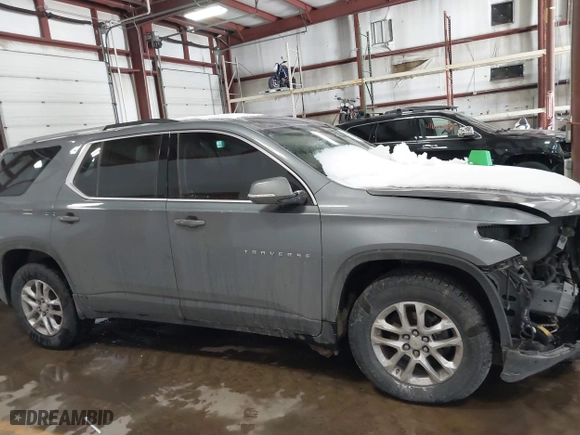 2018 Chevrolet Traverse LT Cloth with VIN 1GNERGKW9JJ148480, listed as a IAAI auction lot 41615478 with 113,157 mi miles. Bid and sale history available at carsss.com. Image 14.