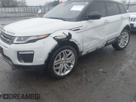 2017 Land Rover Range Rover Evoque HSE with VIN SALVR2BGXHH256685, listed as a IAAI auction lot 41192729 with 109,932 mi miles. Bid and sale history available at carsss.com. Image 6.