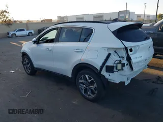2021 Kia Sportage EX с VIN KNDPN3AC2M7854124, выставлен на аукционе IAAI как лот 41802946 с пробегом 27 420 миль миль и . История ставок и продаж доступна на DreamBid. Изображение 3.
