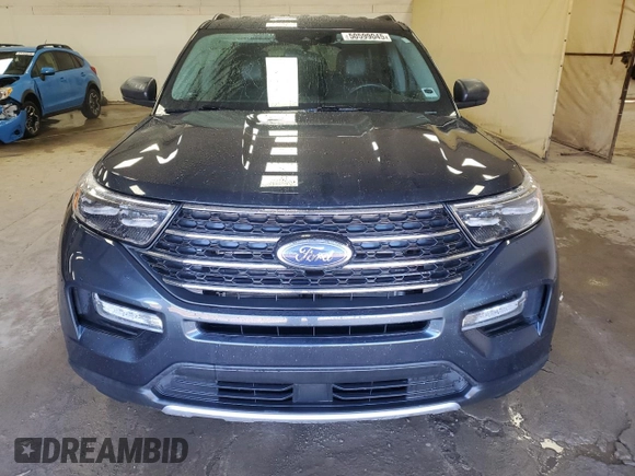 2022 Ford Explorer XLT with VIN 1FMSK8DH8NGB97480, listed as a Copart auction lot 50599045 with 48,396 mi miles and Salvage Title. Bid and sale history available at DreamBid. Image 5.