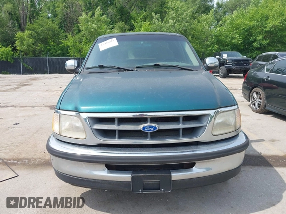 1997 Ford F-150 с VIN 1FTDX1767VKB25120, выставлен на аукционе IAAI как лот 42471027 с пробегом 155 877 миль миль и . История ставок и продаж доступна на DreamBid. Изображение 6.