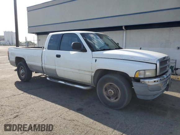 1998 Dodge 2500 z VIN 1B7KC2362WJ203163, wystawiony jako Copart lot #58871105 z przebiegiem 259 264 mil mil oraz Szkoda całkowita • Salvage title. Historia ofert i sprzedaży dostępna na DreamBid. Obrazek 4.