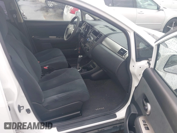 2010 Nissan Versa 1.8 SL with VIN 3N1BC1CP8AL366519, listed as a IAAI auction lot 42162584 with 139,410 mi miles. Bid and sale history available at carsss.com. Image 5.