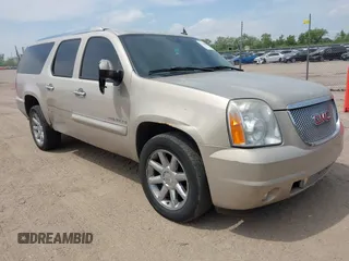 2008 GMC Yukon XL z VIN 1GKFK66878J168801, wystawiony jako IAAI lot #42270097 z przebiegiem 249 455 mil mil oraz . Historia ofert i sprzedaży dostępna na DreamBid. Obrazek 1.