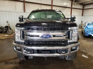 2019 Ford Super Duty F-250 SRW XL with VIN 1FT7W2BT2KEE69533, listed as a Copart auction lot 80526514 with 181,443 mi miles and Clean Title. Bid and sale history available at carsss.com. Image 5.