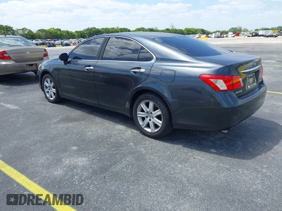 2008 Lexus ES 350 with VIN JTHBJ46GX82217653, listed as a IAAI auction lot 42169971 with 268,420 mi miles. Bid and sale history available at carsss.com. Image 3.