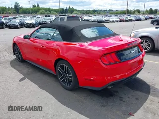 2022 Ford Mustang EcoBoost z VIN 1FATP8UH2N5124679, wystawiony jako IAAI lot #42271957 z przebiegiem 44 470 mil mil oraz . Historia ofert i sprzedaży dostępna na DreamBid. Obrazek 3.